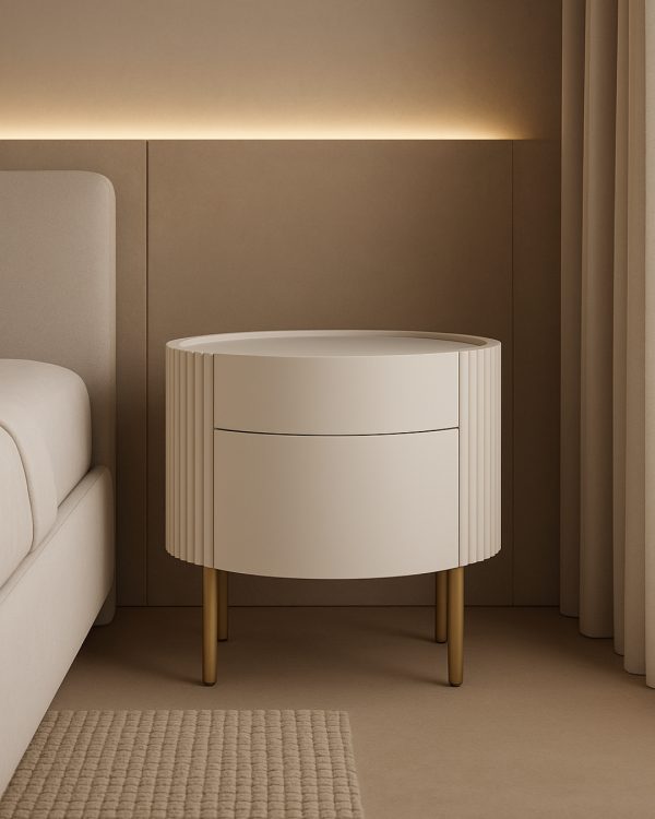 Tommy Franks Lantine Bedside Table — Beige Lacquer & Brass — 600mm