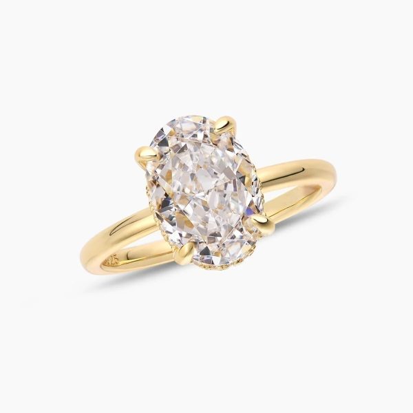 Crushed Ice Oval Cut Ring