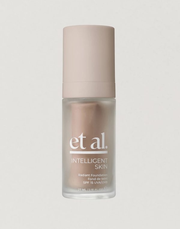 Intelligent Skin Radiant Foundation SPF 15