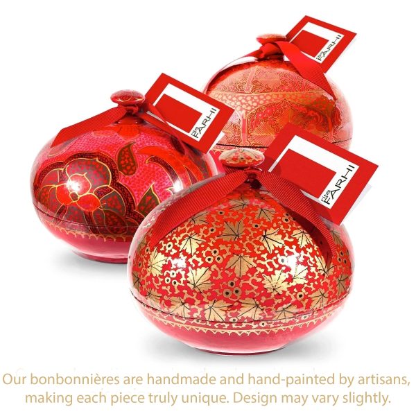 Salted Caramel Blonde Chocolate Almonds in a Handmade Bonbonnière, Palm Oil Free, 130g