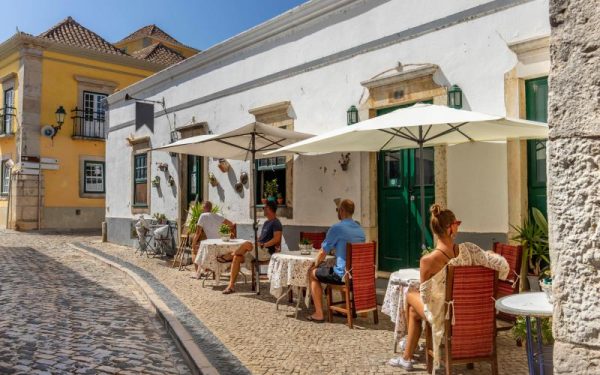Holiday villas Algarve to rent