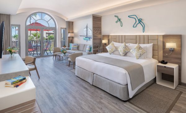 JA Palm Tree Court