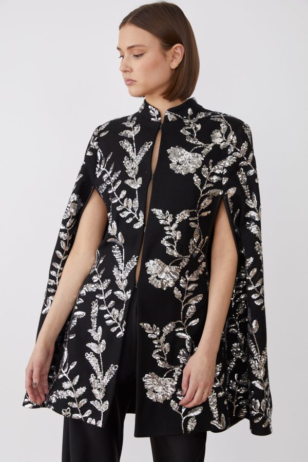 Amour Cape