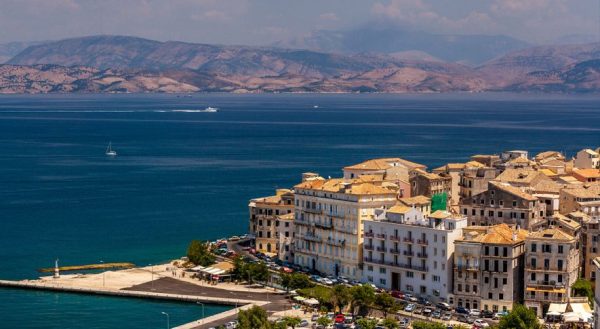 Igoumenitsa - Corfu ferry tickets