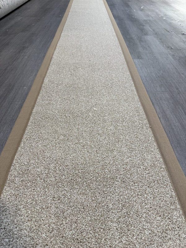 Hazel – 60cm x 6.20m